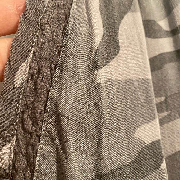 Gray camo pants - Picture 5 of 5